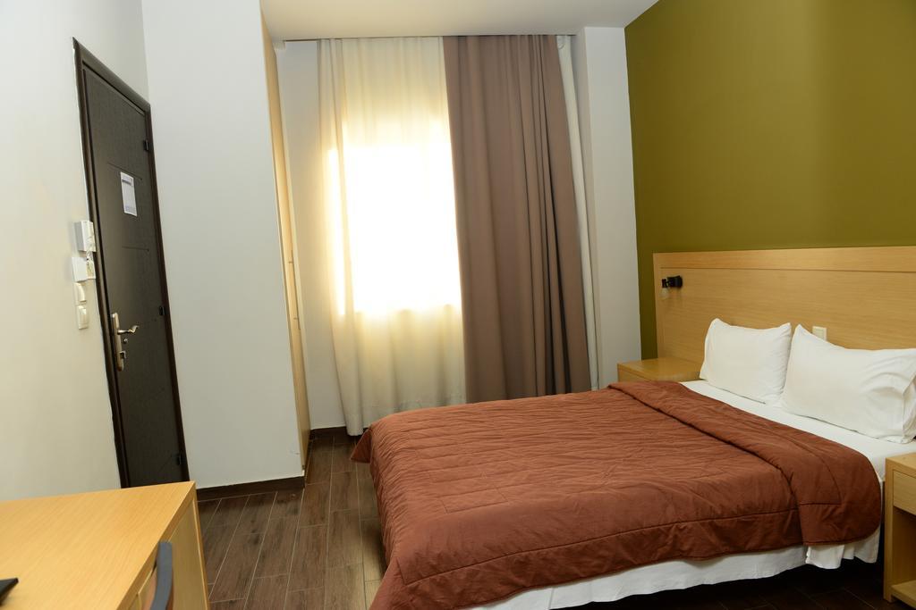 Ionion Hotel Kyparissia Exterior foto