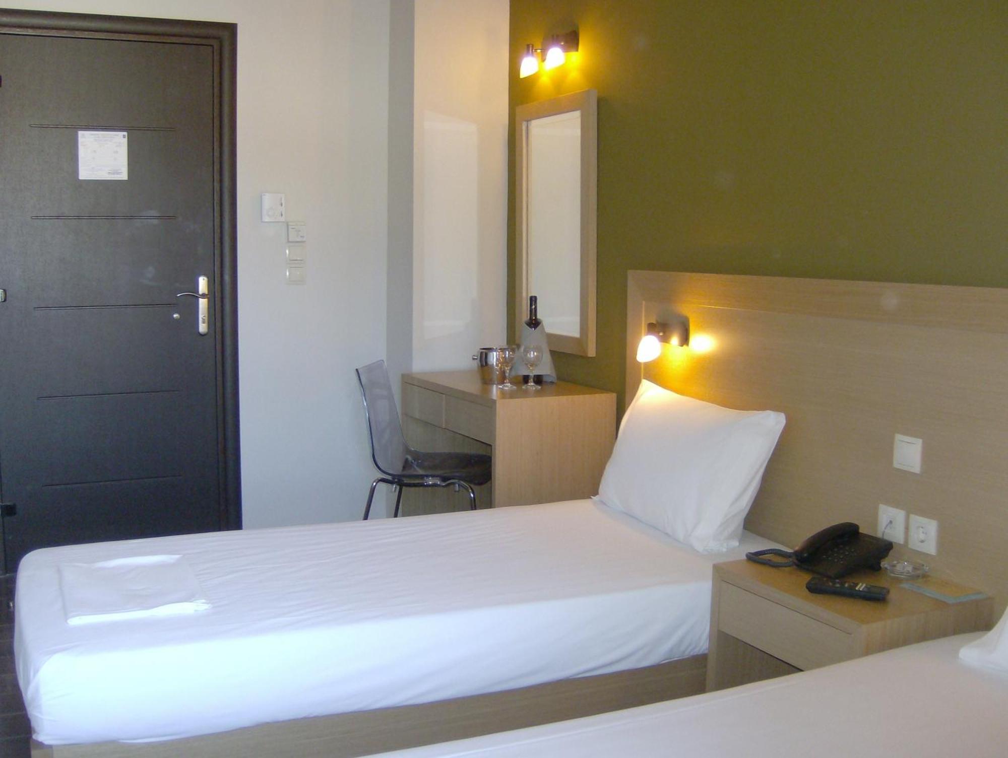 Ionion Hotel Kyparissia Exterior foto